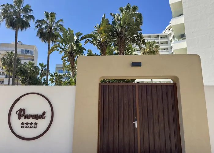 Hotel Parasol By Dorobe