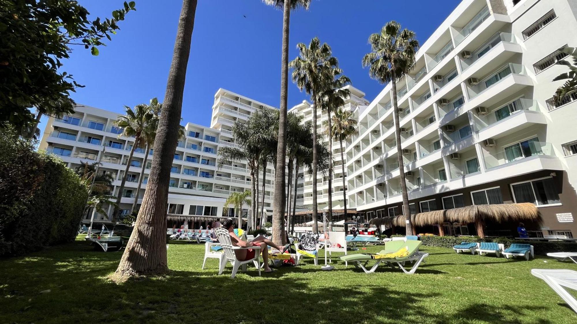 Parasol By Dorobe Hotel 4*