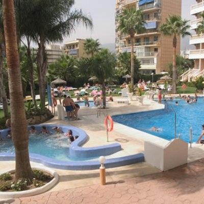 Parasol Garden Hotel 4*