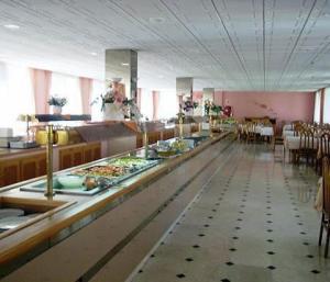 Parasol Garden Hotel